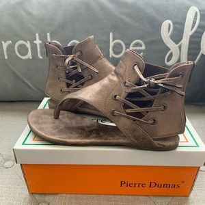 Still in it’s original box, never wore them